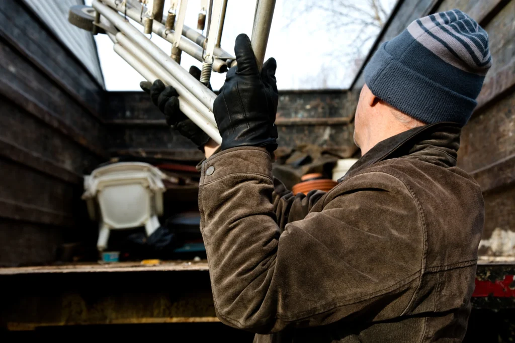 how to start a junk removal business