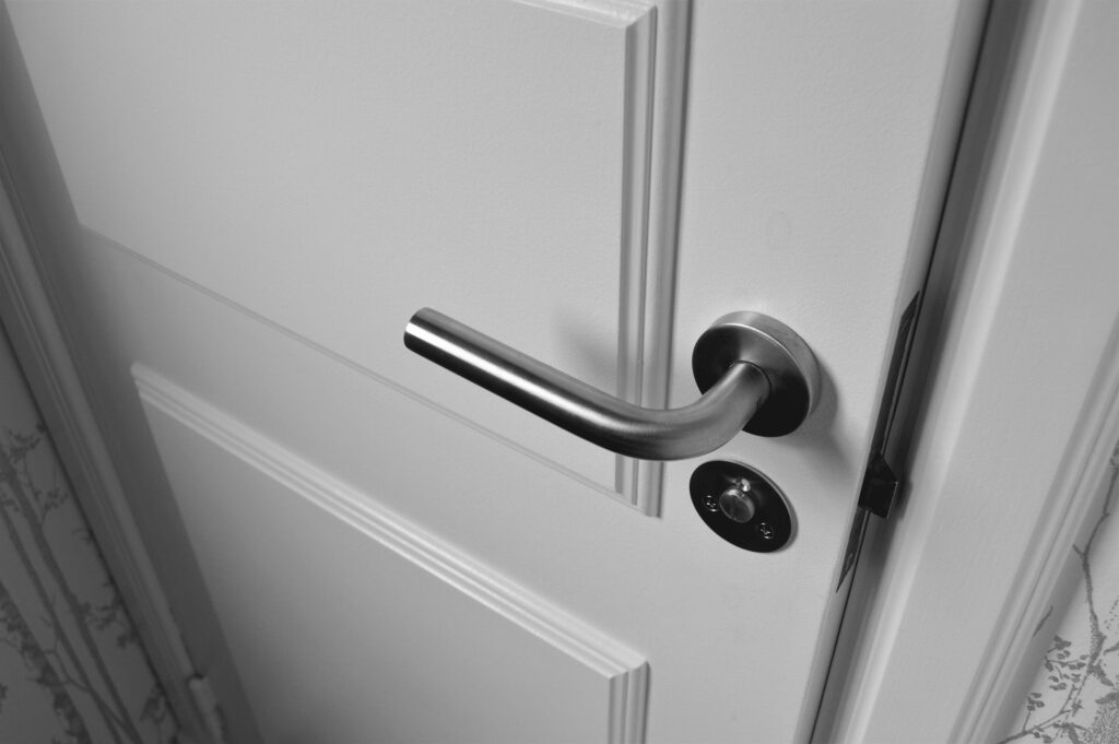 home security locking the doors