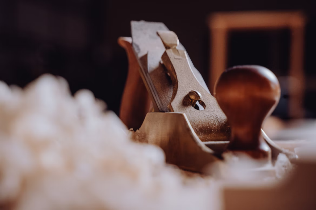 starting a carpentry business