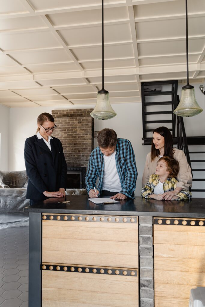 How To Become A Successful Property Manager 6 Useful Tips PowerHomeBiz
