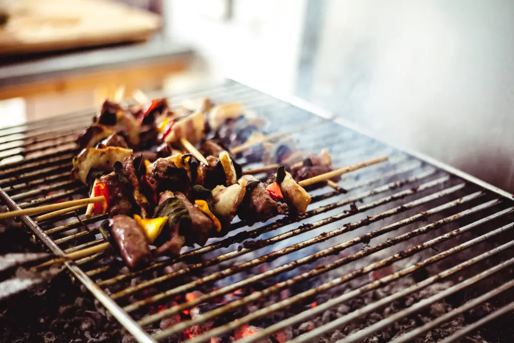 9 Tips On How To Open A Successful BBQ Restaurant