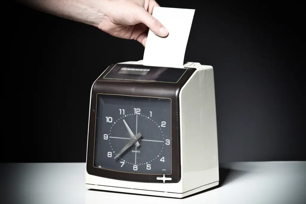 employee buddy punching
