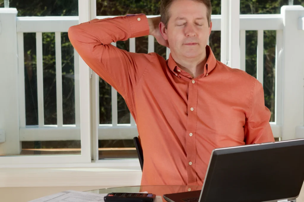 man taking a microbreak to improve productivity
